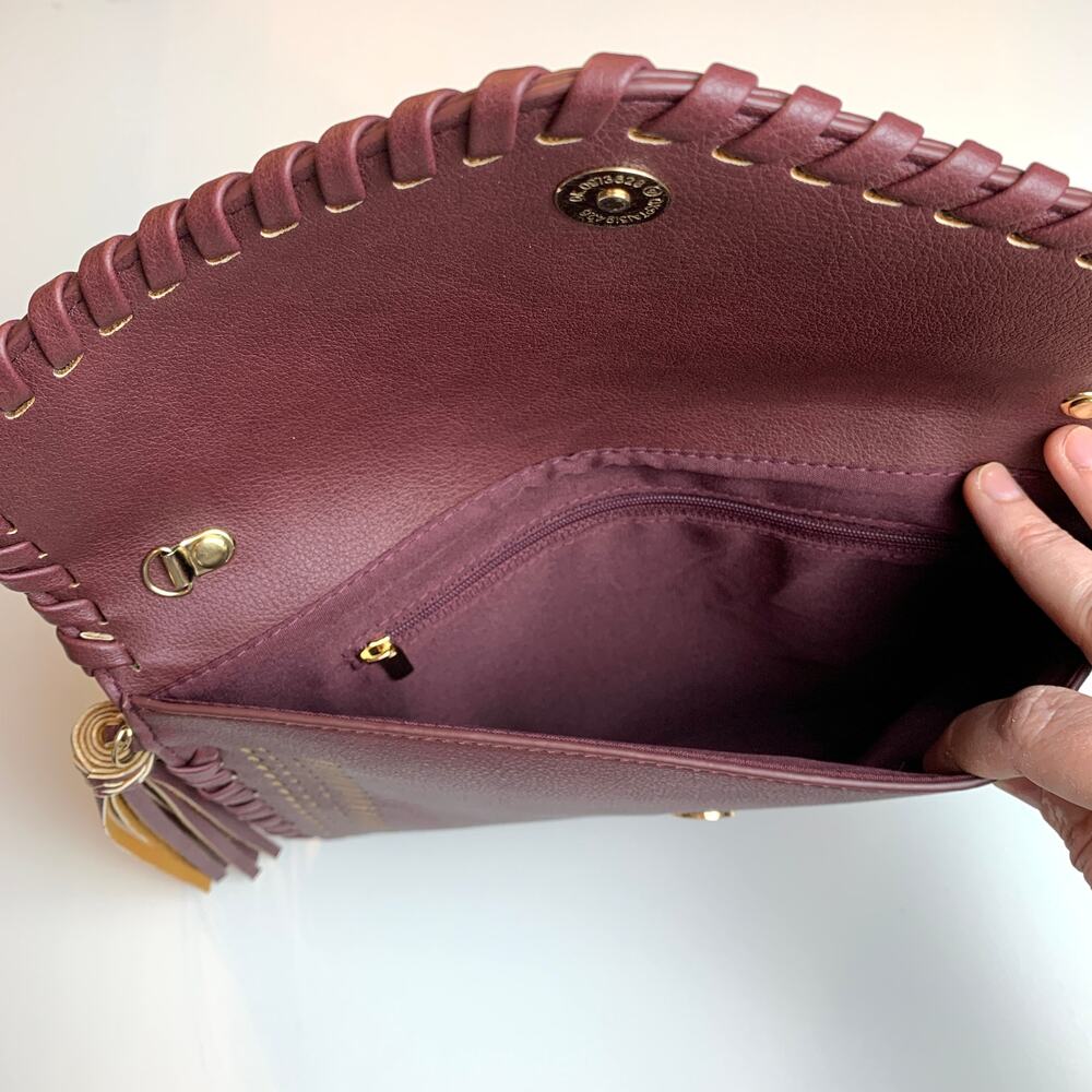 Jen & Co Vegan Leather Maroon Tassel Clutch - Picture 8 of 8